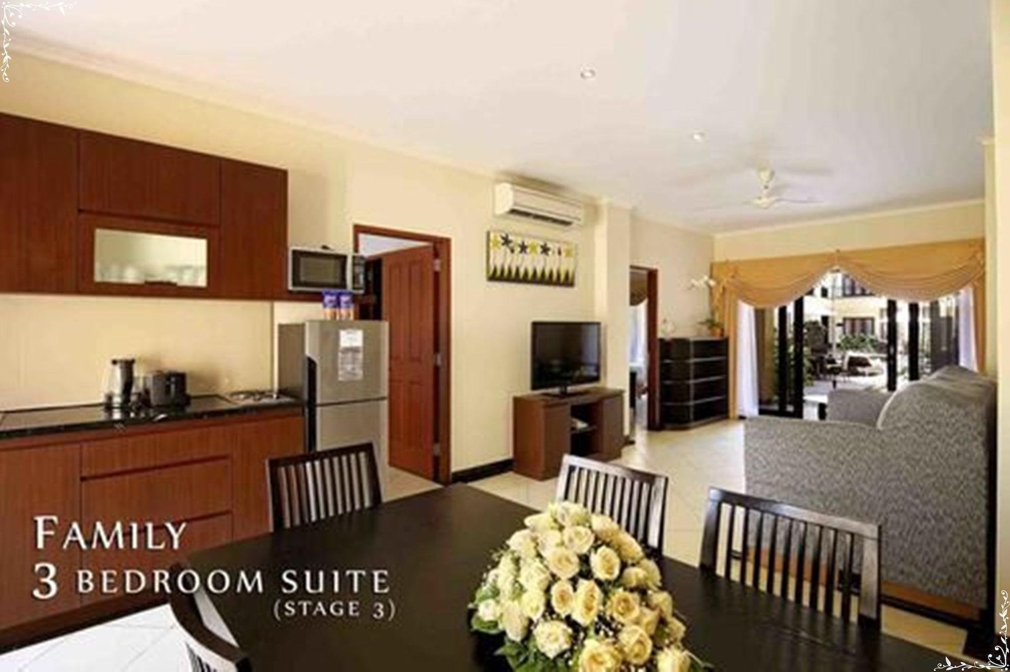 Kuta Town House Apartments Kuta Lombok Exterior foto