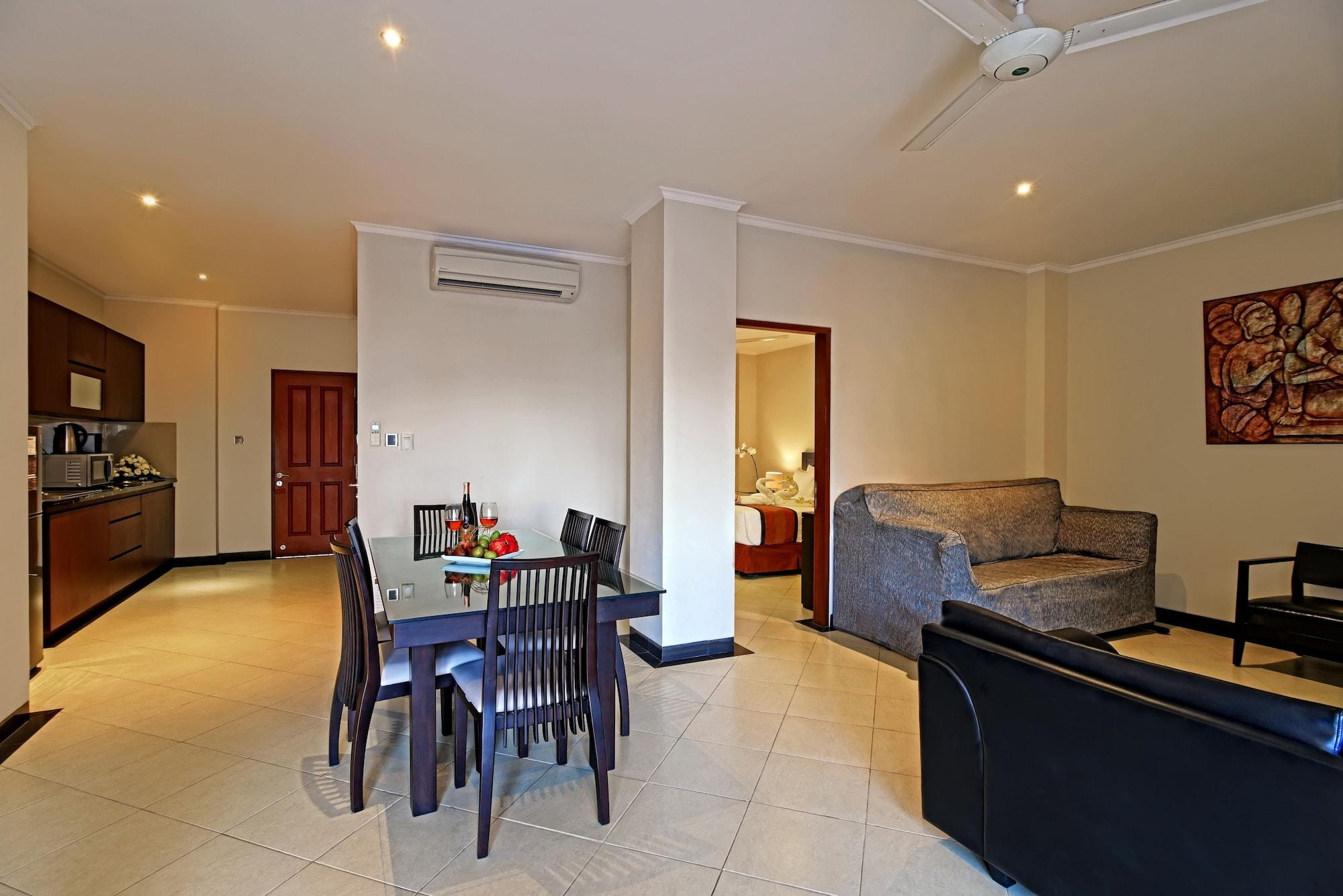 Kuta Town House Apartments Kuta Lombok Exterior foto