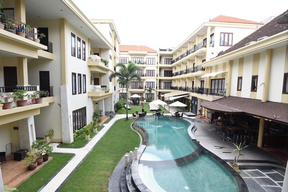 Kuta Town House Apartments Kuta Lombok Exterior foto