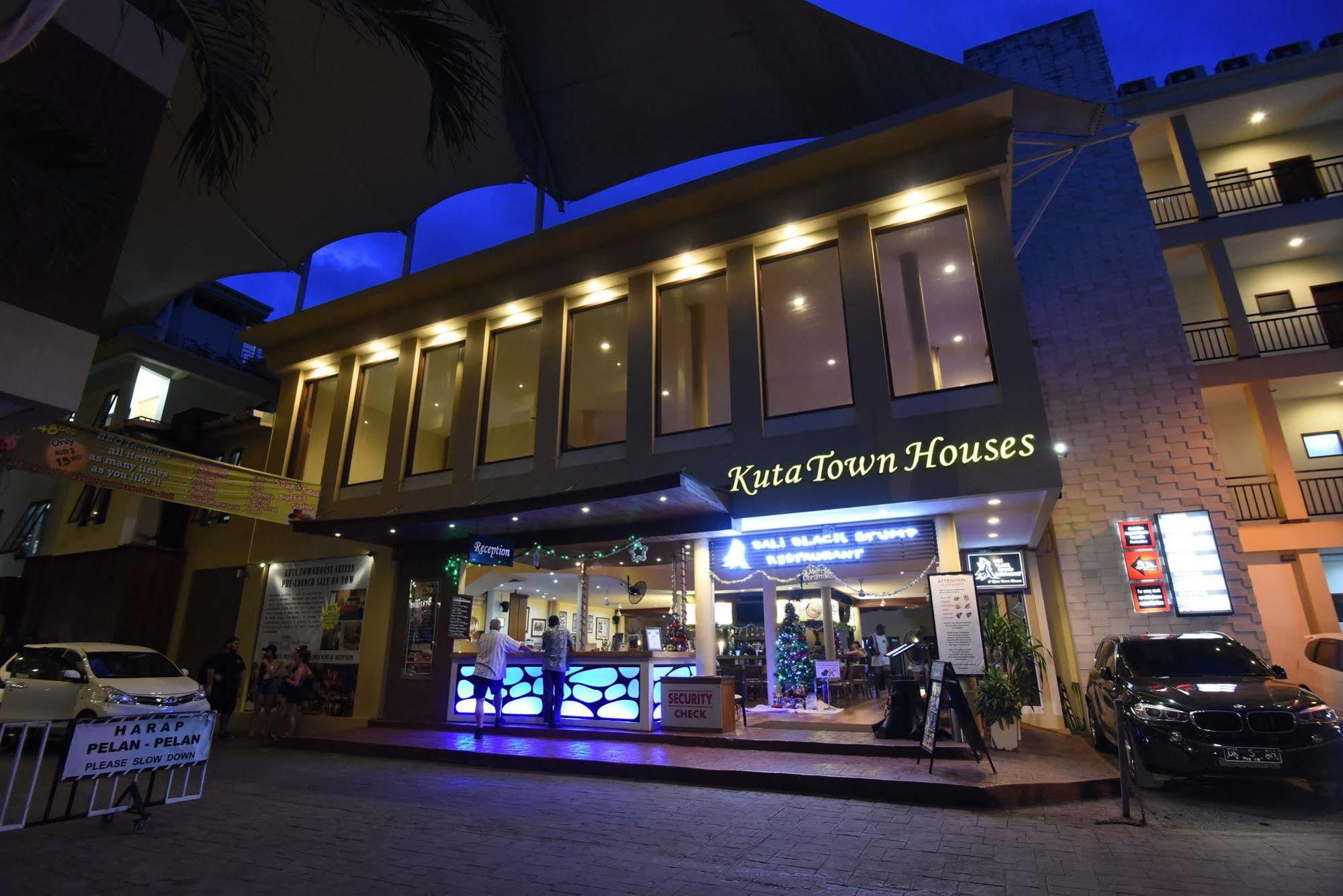 Kuta Town House Apartments Kuta Lombok Exterior foto
